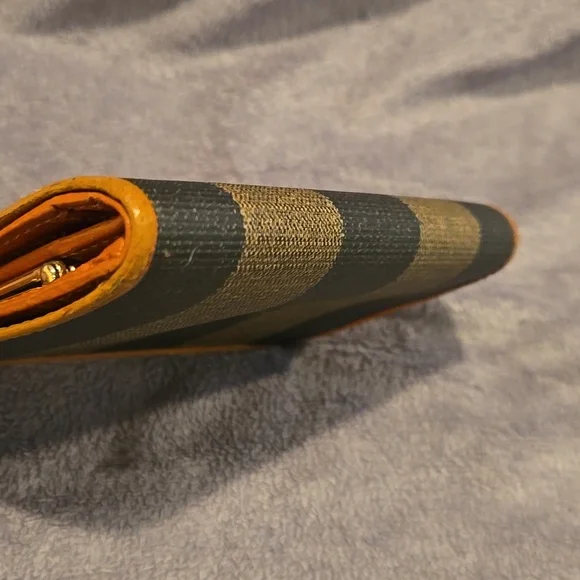 Fendi Kisslock Rehab Wallet Brown and Black Striped - Picture 13 of 16